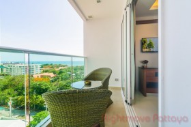 Studio Condo For Rent In Pratumnak-Cosy Beach View